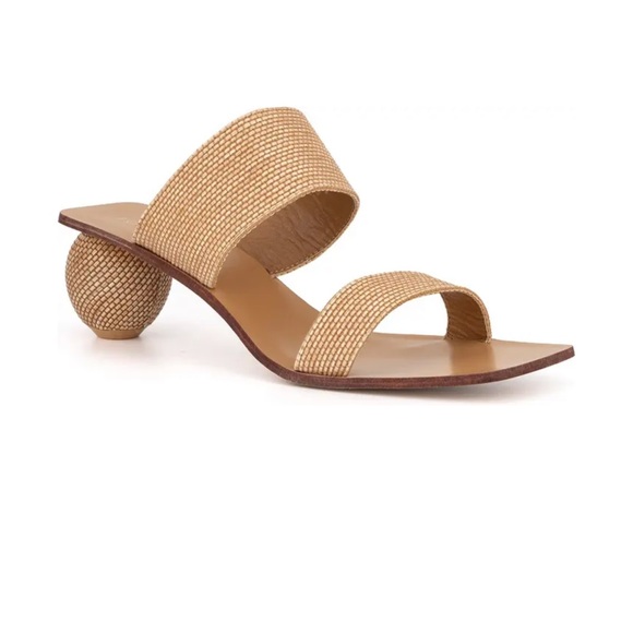 Womens Sandals size 7; Torgeis Yara Orb Kitten Heel; Beige Woven SOLD OUT VHTF - Picture 2 of 6